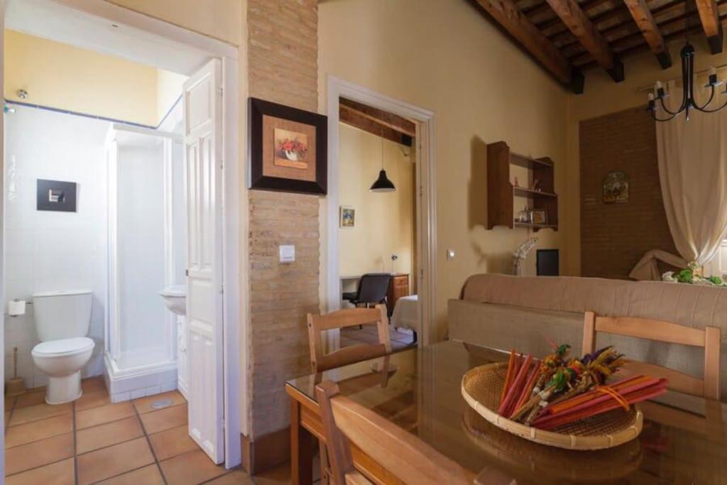 Precioso Apartamento - Localizacion Ideal **Wifi - A/C** Sevilha Exterior foto