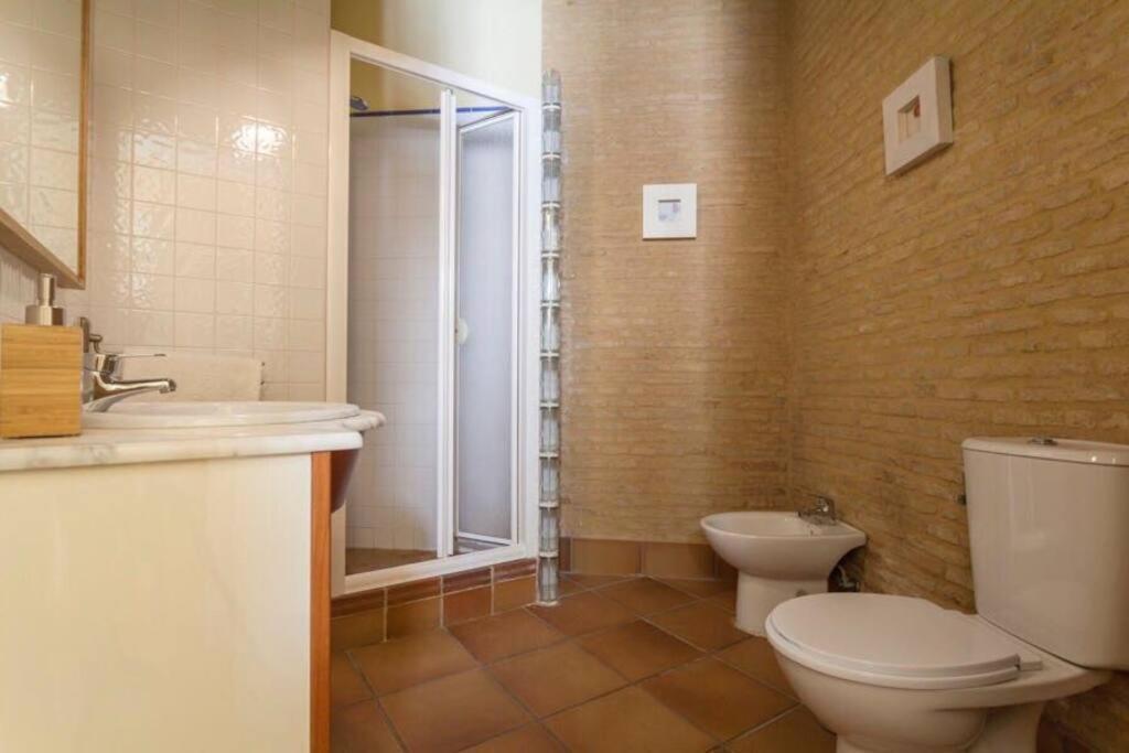 Precioso Apartamento - Localizacion Ideal **Wifi - A/C** Sevilha Exterior foto