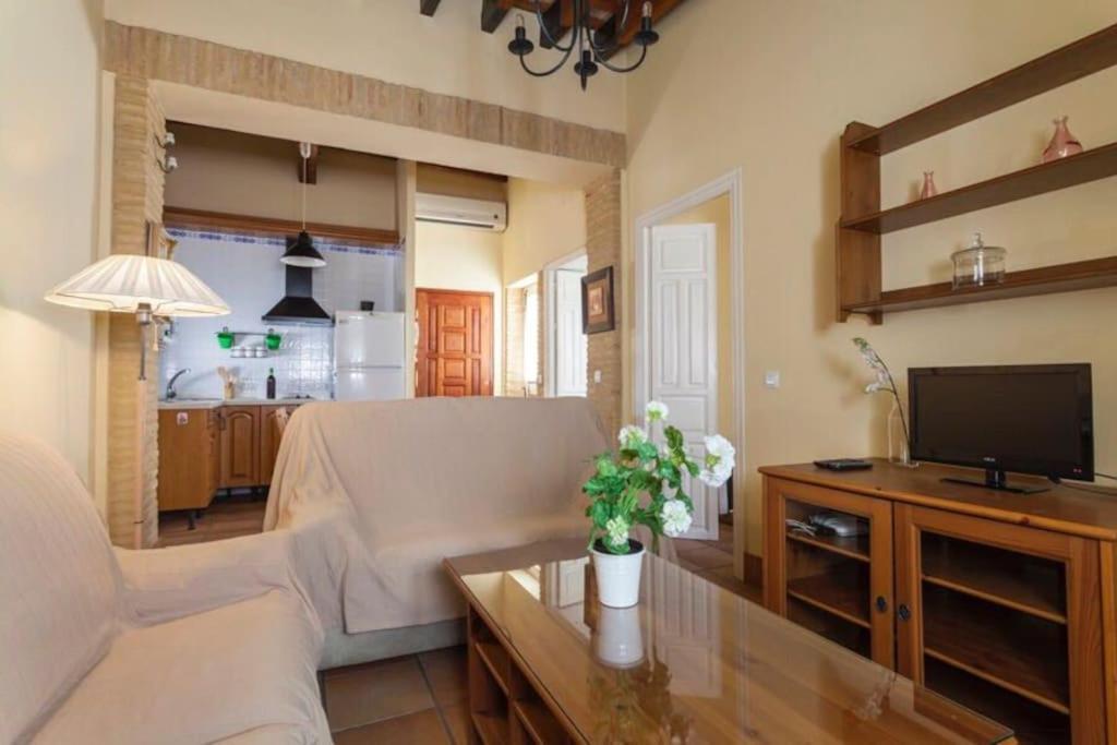 Precioso Apartamento - Localizacion Ideal **Wifi - A/C** Sevilha Exterior foto